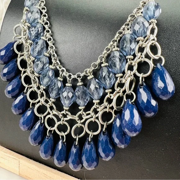 Gorgeous Silvertone, two blue reflective, bling costume statement bib necklace